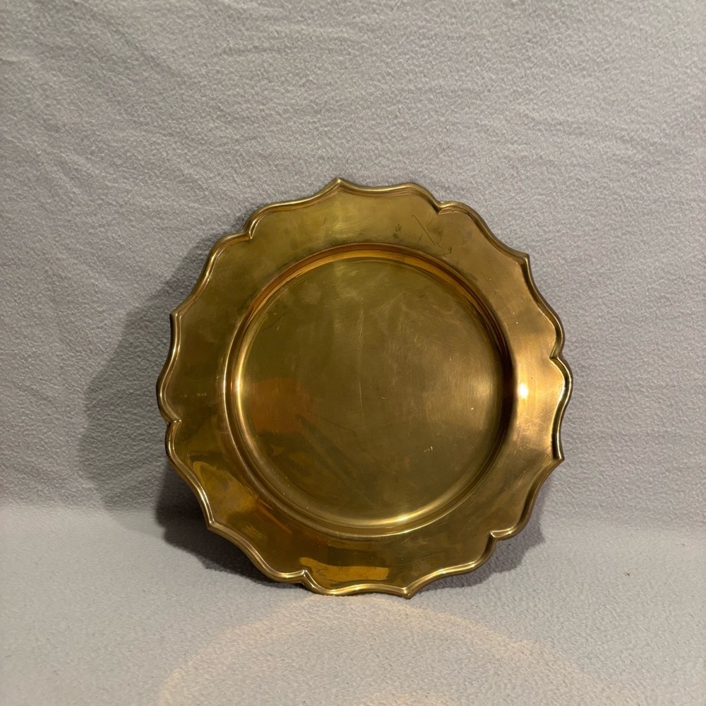 Vintage Brass Scalloped Edge Plate‎ Charger Serving Tray Decorative 12” Dish